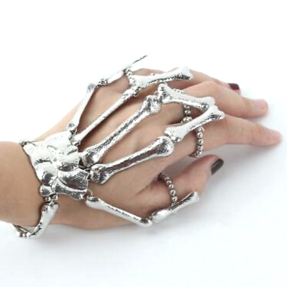 ☠️ Skeleton Bone Fingers Bracelet